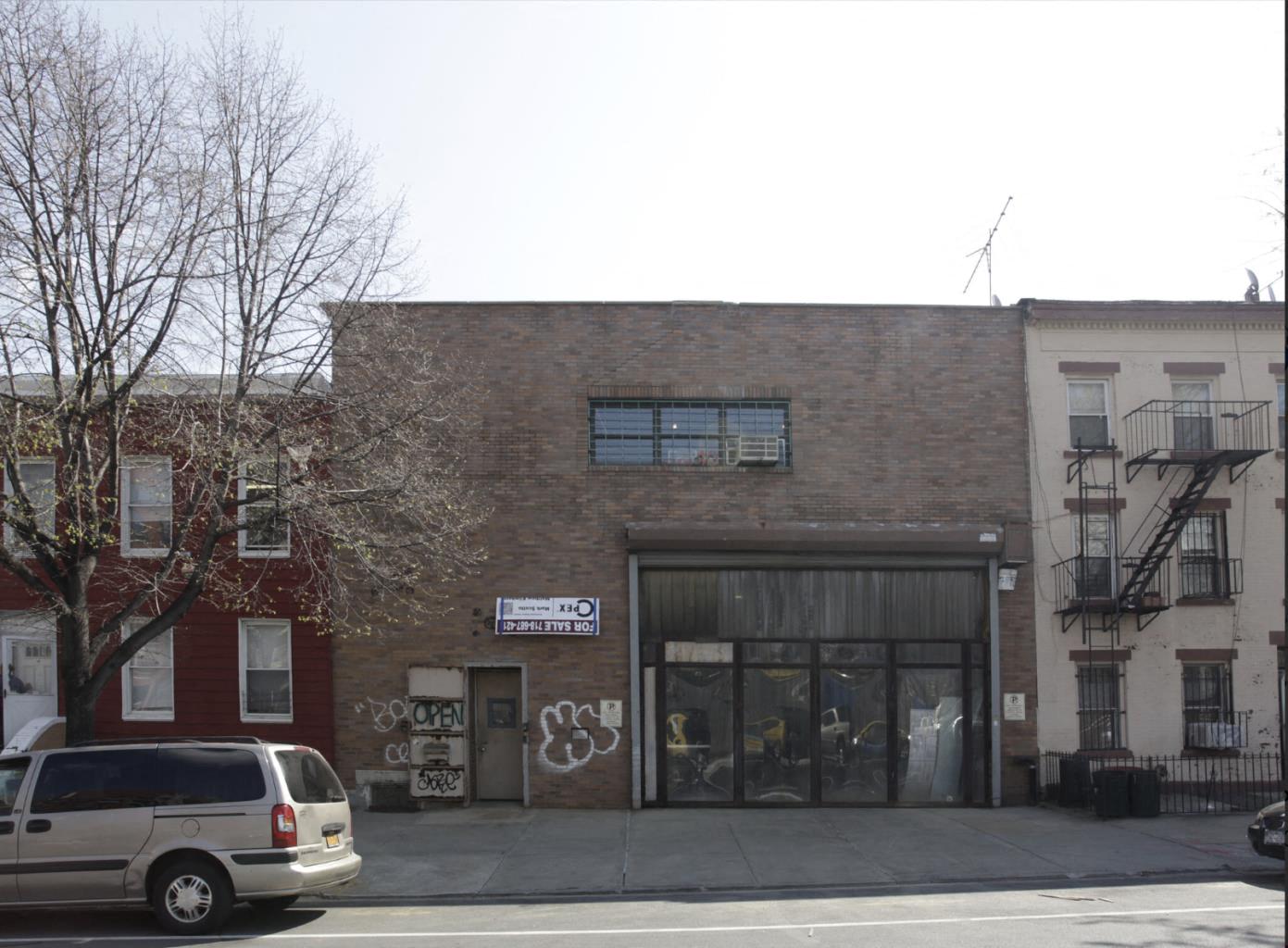 19 Vanderbilt Ave